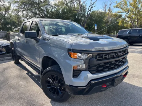 More photos of 2025 Chevrolet Silverado 1500 Custom Trail Boss CREW CAB 4X4 V8 at Evo Motors, FL