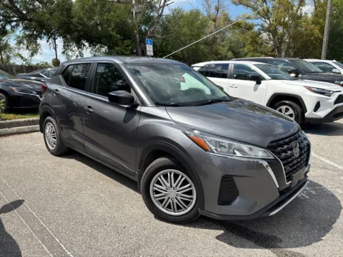 More photos of 2021 Nissan Kicks S at Evo Motors, FL