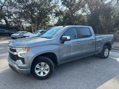 Another view of 2023 Chevrolet Silverado 1500 LT Crew Cab 4X4 V8 for sale in Seffner, FL at Evo Motors