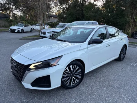 Photos of 2025 Nissan Altima SV for sale in Seffner, FL at Evo Motors