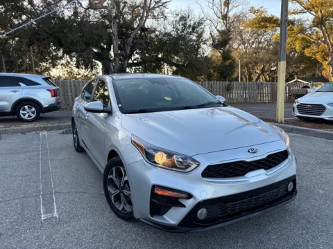 More photos of 2020 Kia Forte LXS at Evo Motors, FL