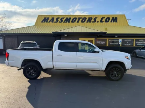 White 2022 Toyota Tacoma Double Cab SR5 Pickup 4D 6 ft for sale in Boise, ID