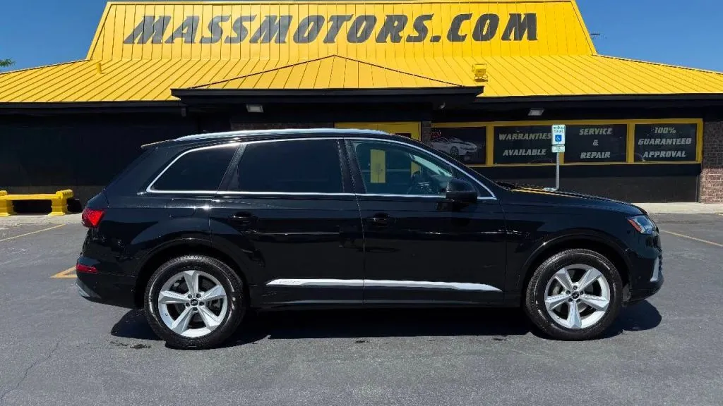 Black 2024 Audi Q7 45 TFSI Premium Plus Sport Utility 4D for sale in Boise, ID