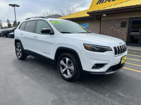 Photos of 2022 Jeep Cherokee Limited Sport Utility 4D for sale in Boise, ID at MASS Motors Fairview Used Car Dealership