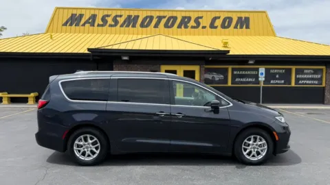 Gray 2021 Chrysler Pacifica Touring L Minivan 4D for sale in Boise, ID