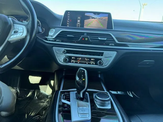 2019 BMW 7 Series 740i - Photo 15