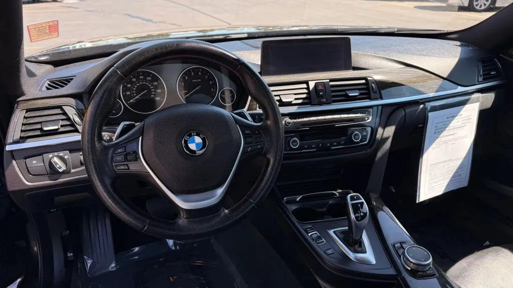 BMW 4 Series photo 8