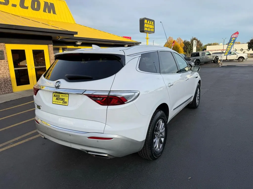 Buick Enclave photo 8