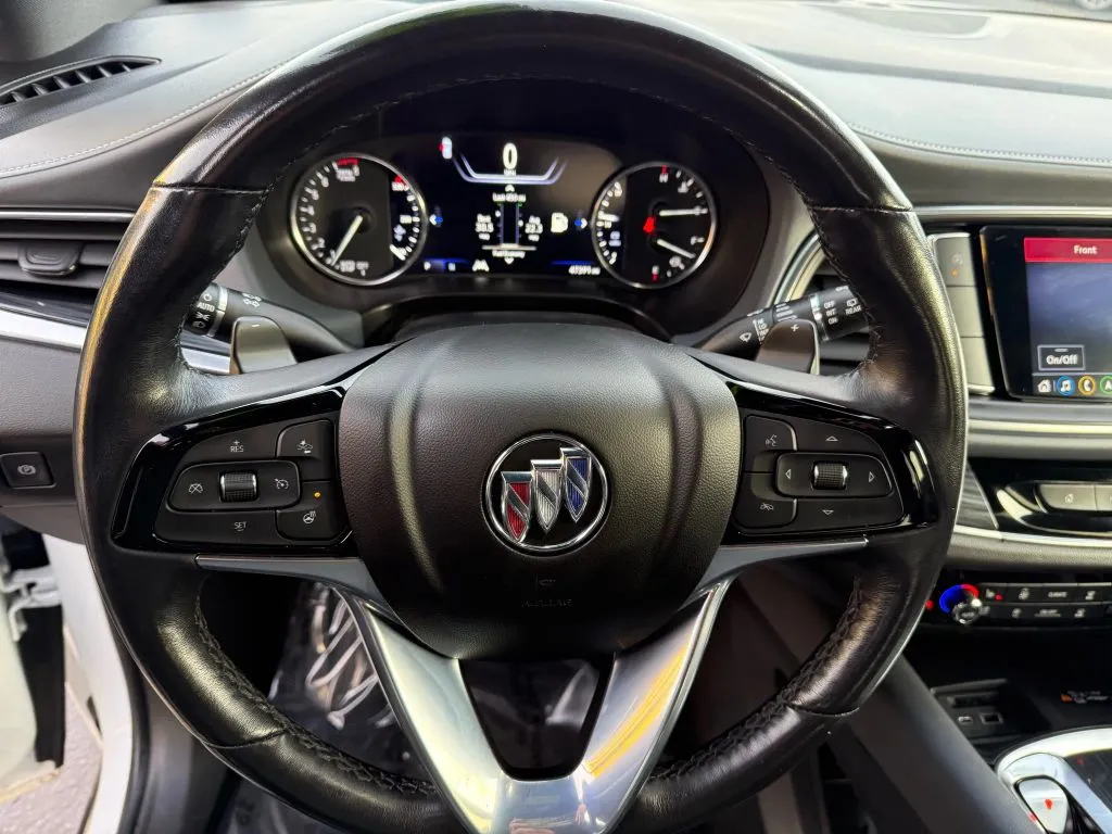 Buick Enclave photo 16