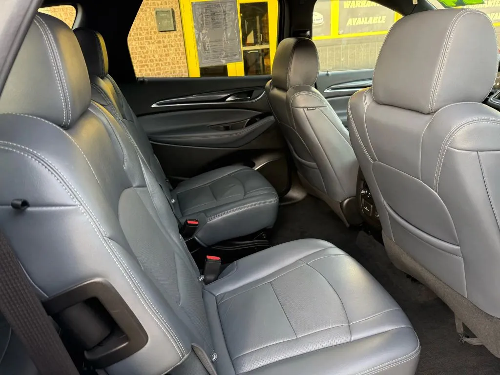 Buick Enclave photo 12