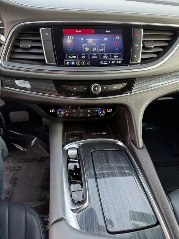 Buick Enclave photo 18