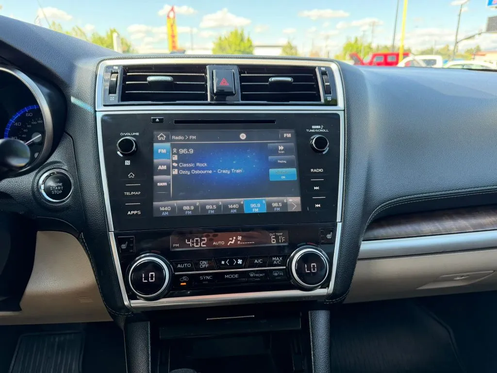 Subaru Outback photo 13