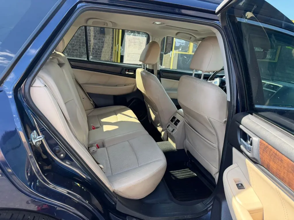 Subaru Outback photo 9