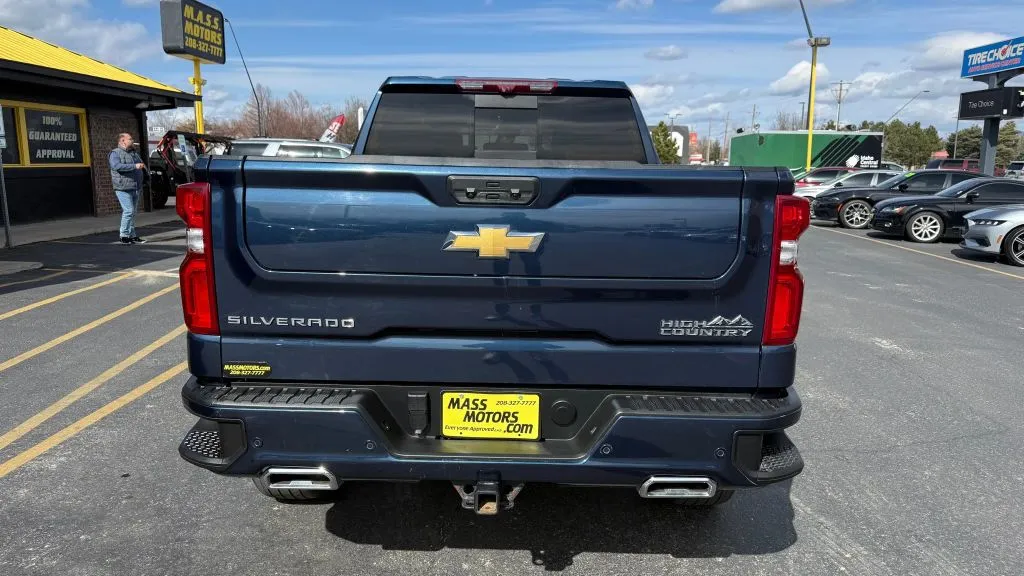 Chevrolet Silverado photo 7