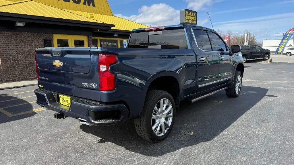 Chevrolet Silverado photo 8