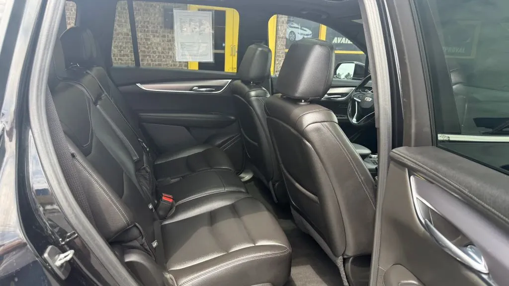 Cadillac XT6 photo 12