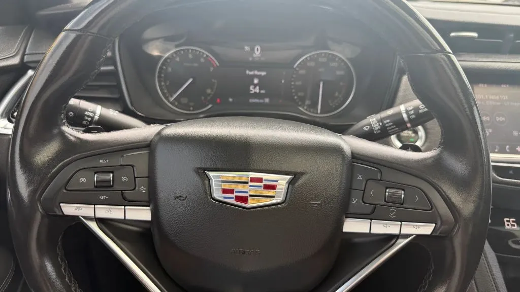 Cadillac XT6 photo 13