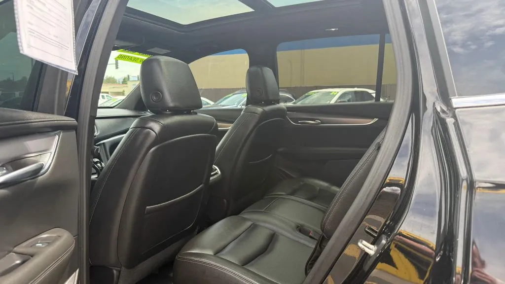 Cadillac XT6 photo 10