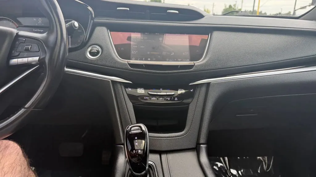 Cadillac XT6 photo 15
