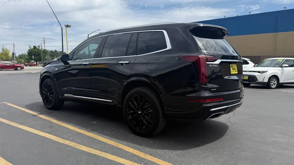 Cadillac XT6 photo 6