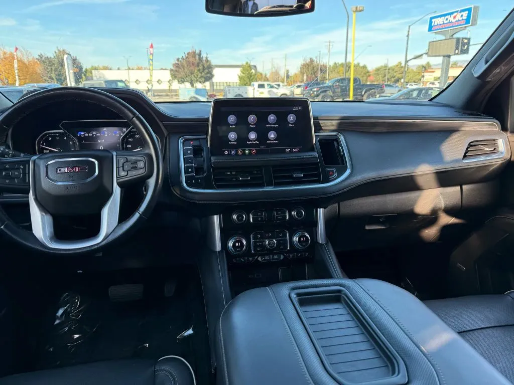 2021 GMC Yukon SLT - Photo 10