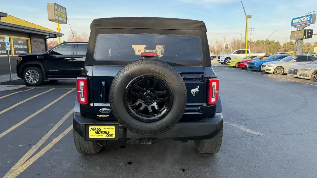 Ford Bronco photo 7