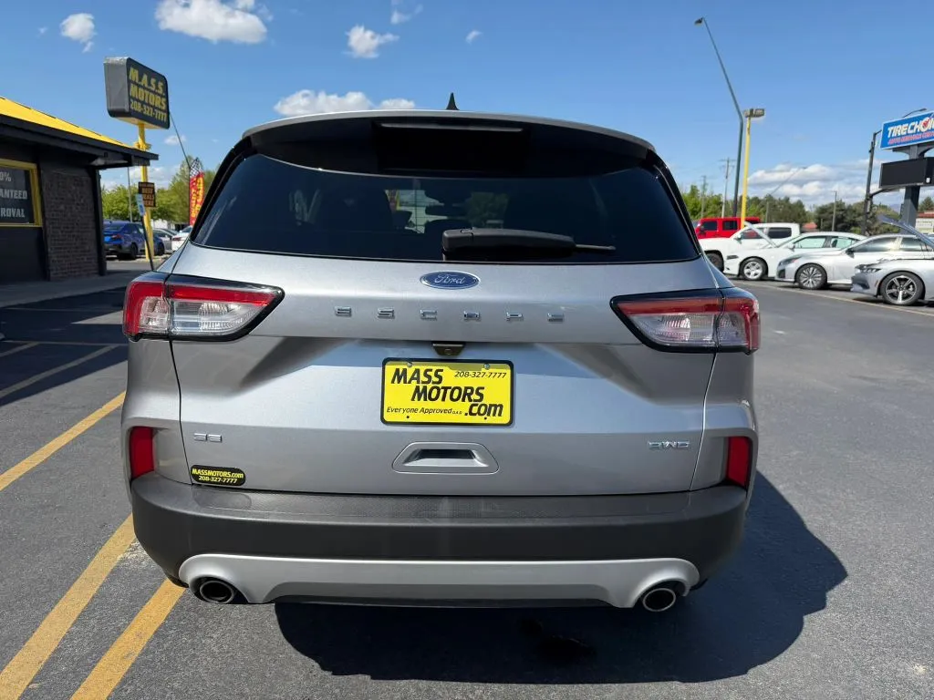 Ford Escape photo 7
