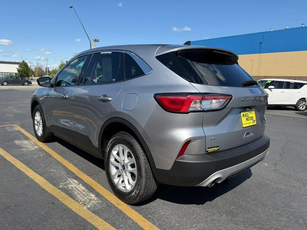 Ford Escape photo 6
