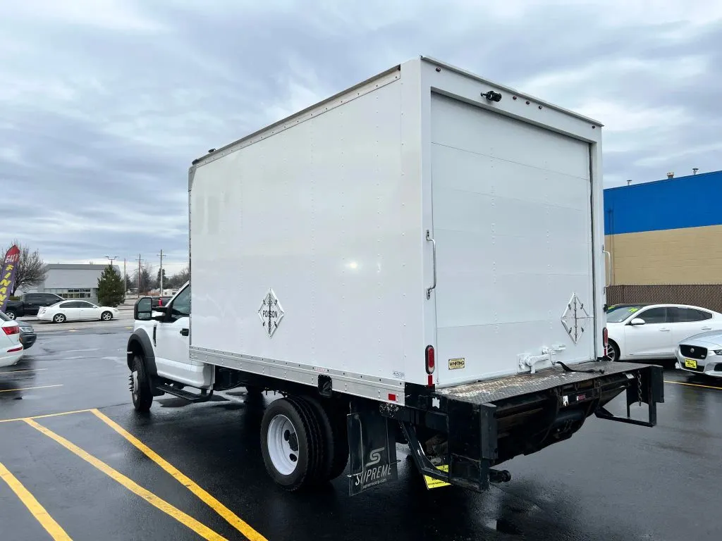 Ford F-450 photo 6