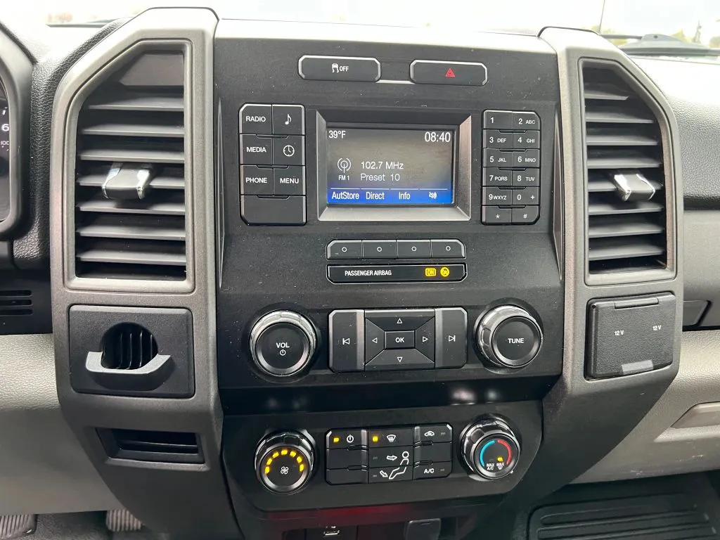 Ford F-450 photo 12