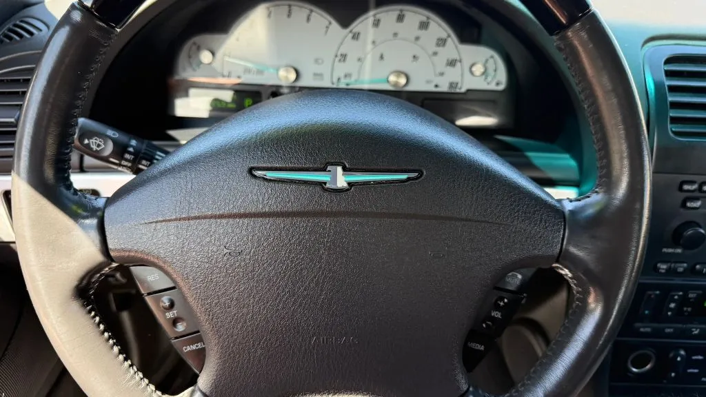Ford Thunderbird photo 11