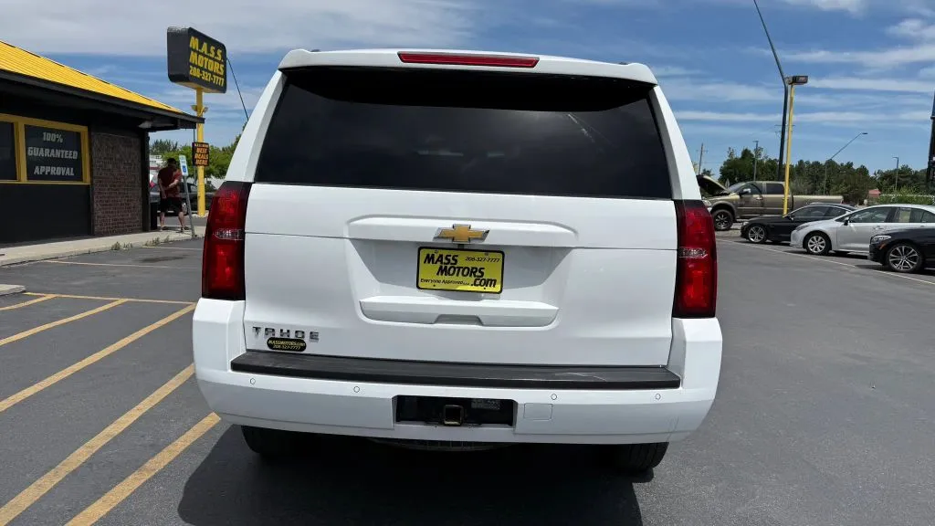 Chevrolet Tahoe photo 7