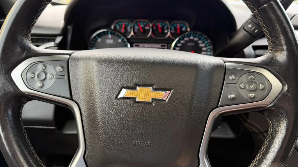 Chevrolet Tahoe photo 16