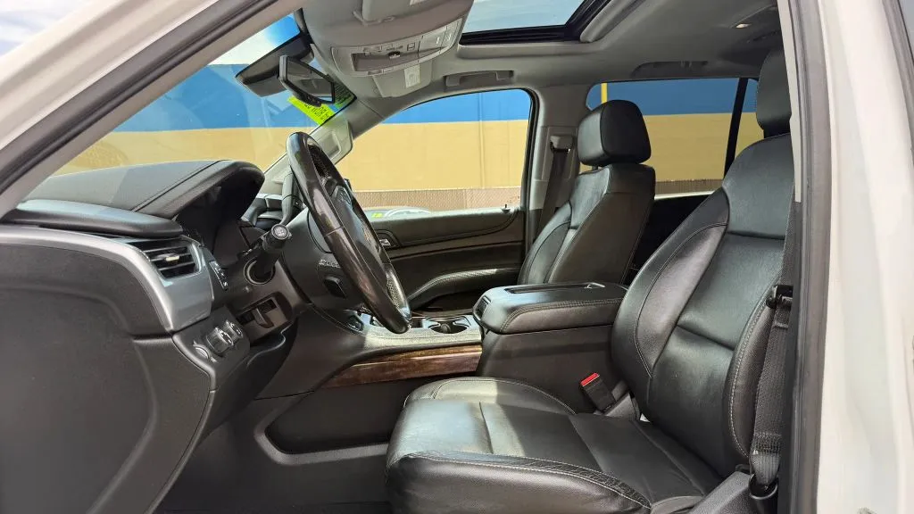 Chevrolet Tahoe photo 9