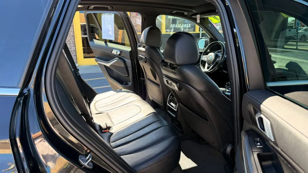 BMW X5 photo 12
