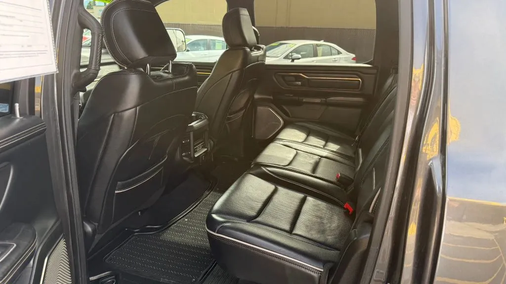 Ram 1500 photo 10