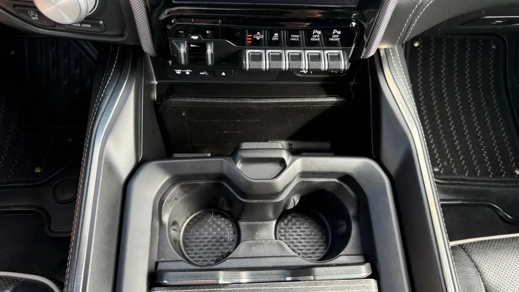 Ram 1500 photo 16