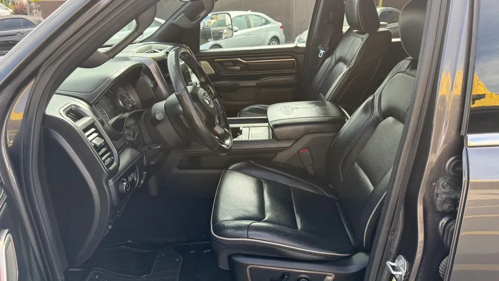 Ram 1500 photo 9