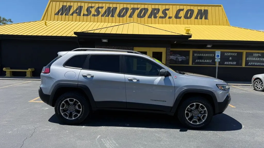 Silver 2021 Jeep Cherokee TrailHawk Sport Utility 4D for sale in Boise, ID