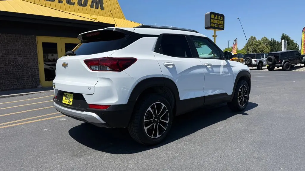 Chevrolet Trailblazer photo 8