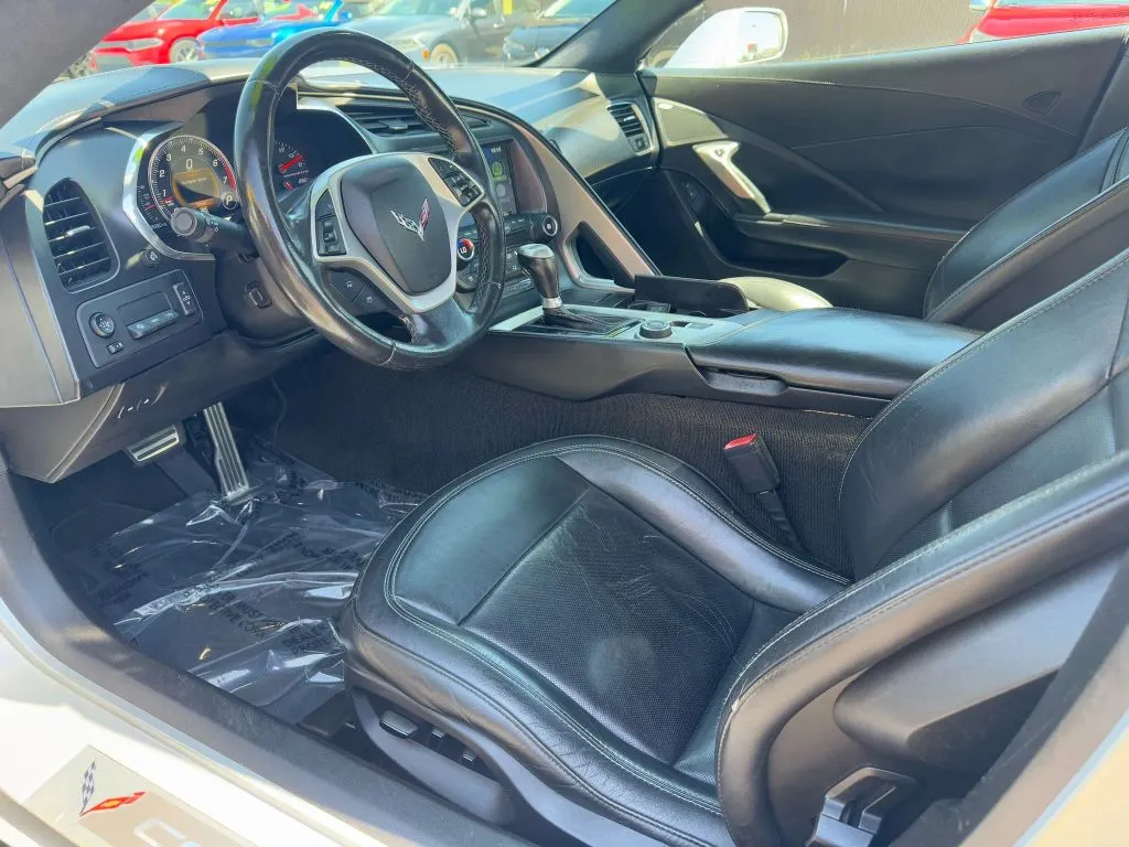 Chevrolet Corvette photo 9