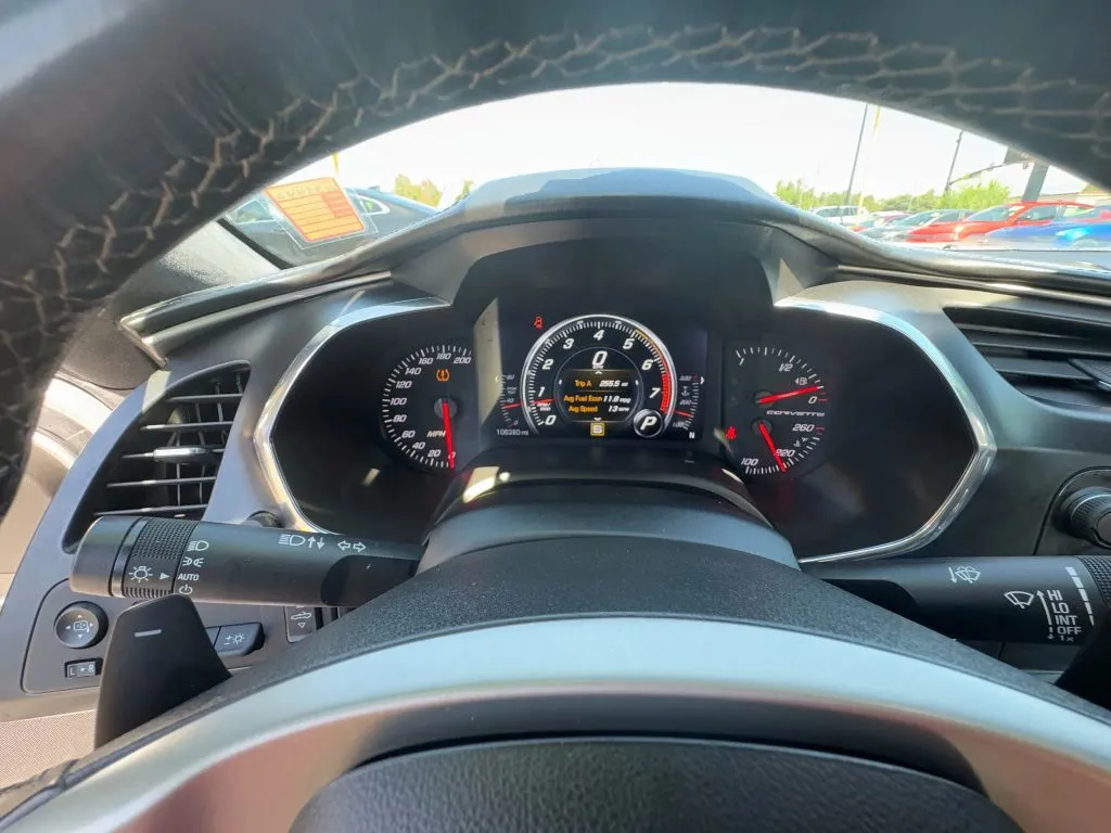 Chevrolet Corvette photo 11