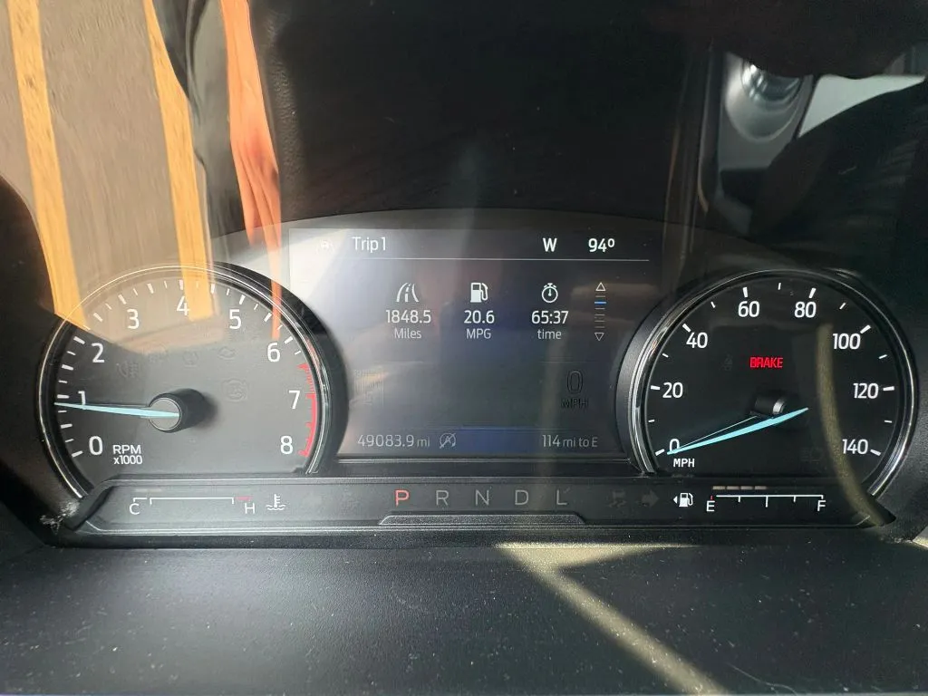 Ford Explorer photo 17