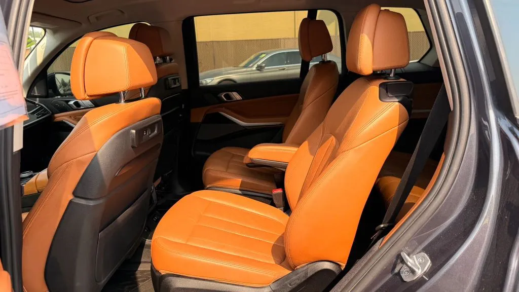 BMW X7 photo 10