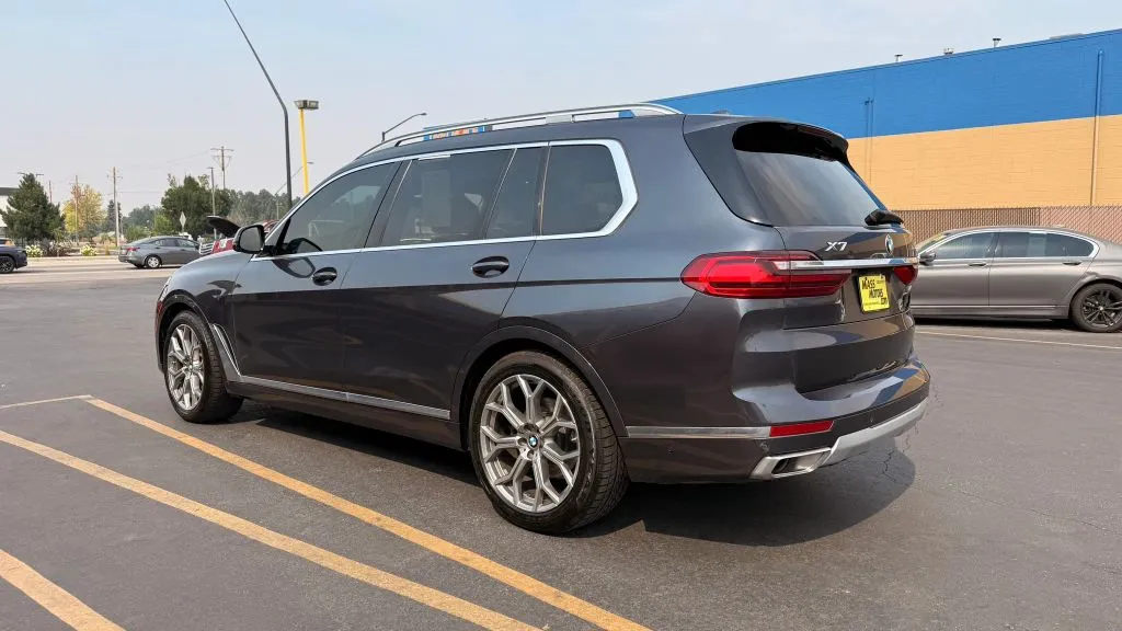 BMW X7 photo 6