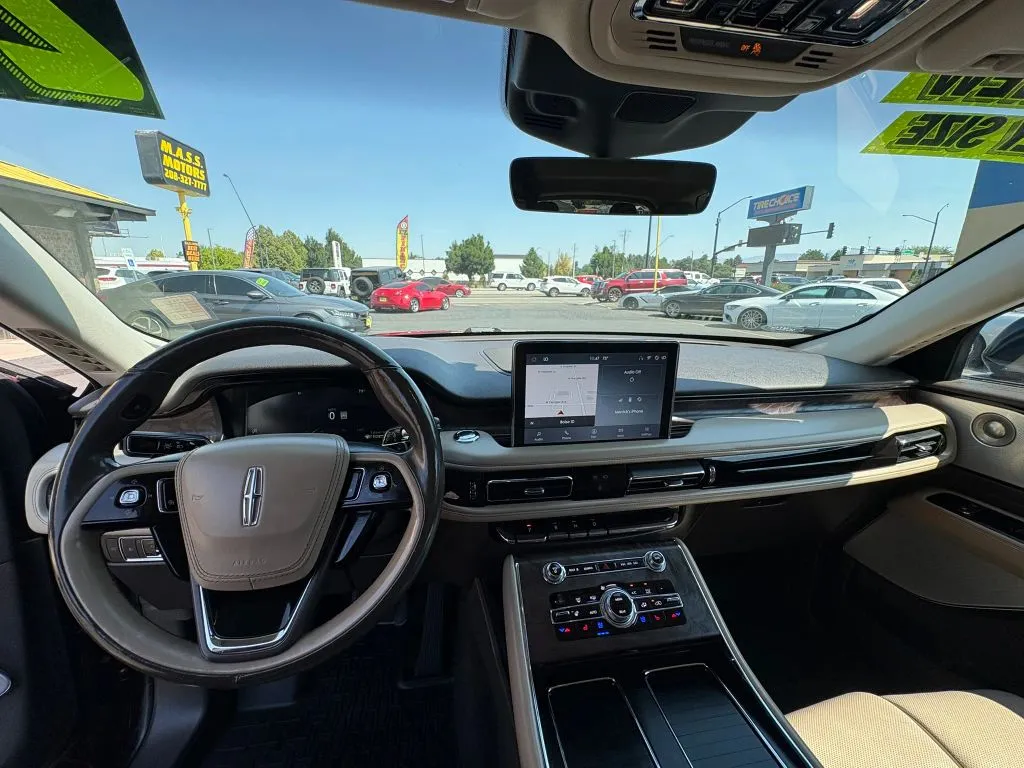 Lincoln Aviator photo 13