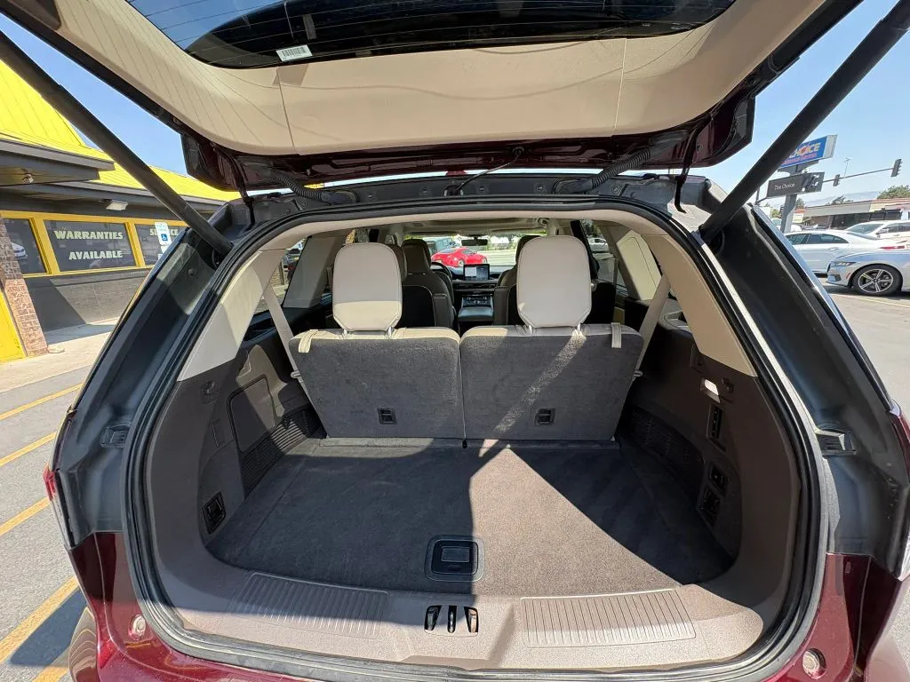 Lincoln Aviator photo 22