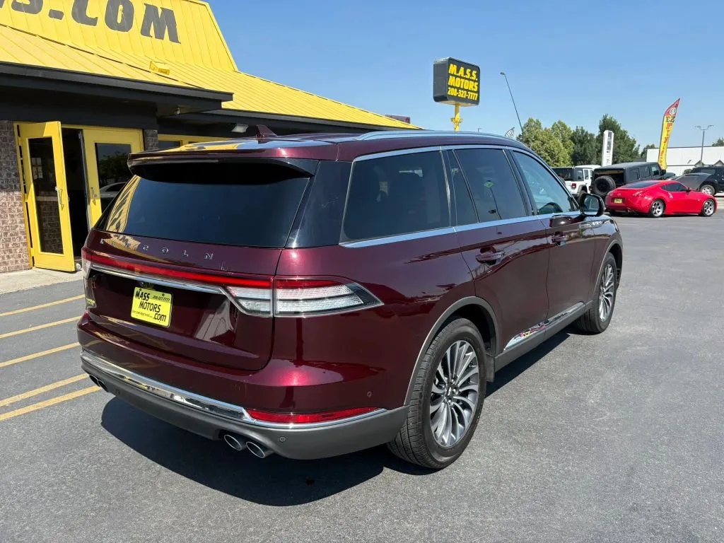Lincoln Aviator photo 7