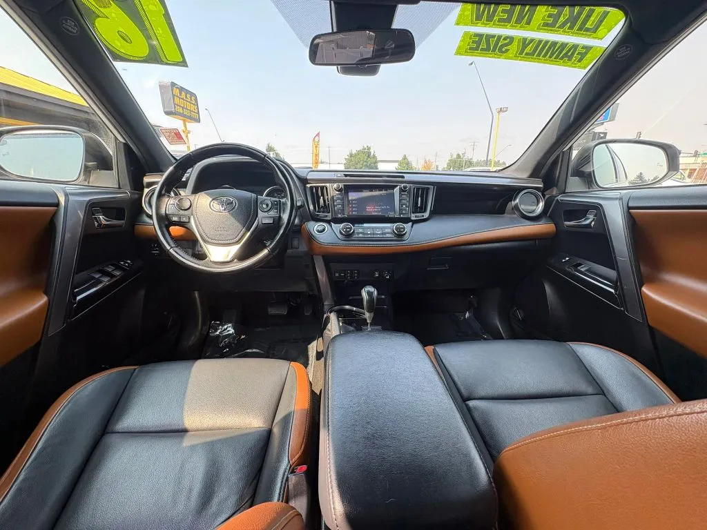 Toyota RAV4 photo 19