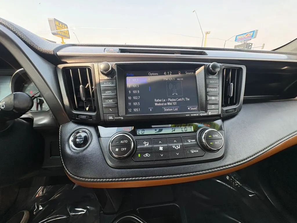 Toyota RAV4 photo 16